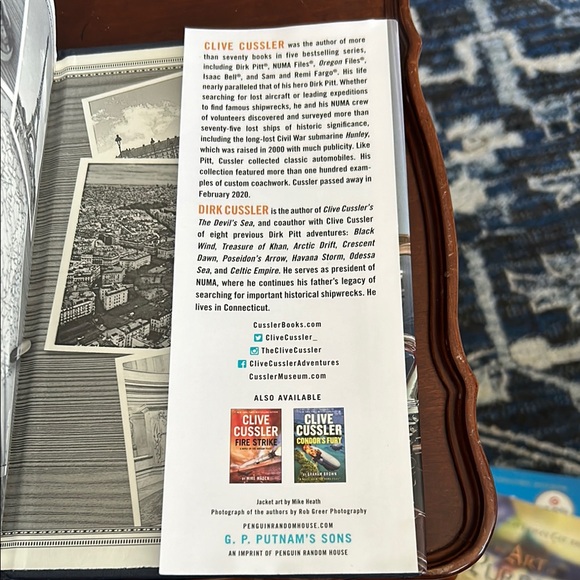 The Corsican Shadow Book by Clive Cussler - Picture 4 of 8